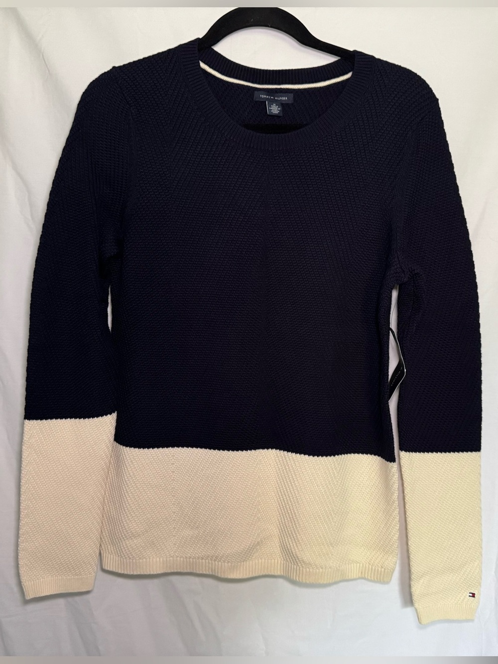 NWT Tommy Hilfiger Navy Blue Colorblock Textured Knit Crewneck Sweater Medium